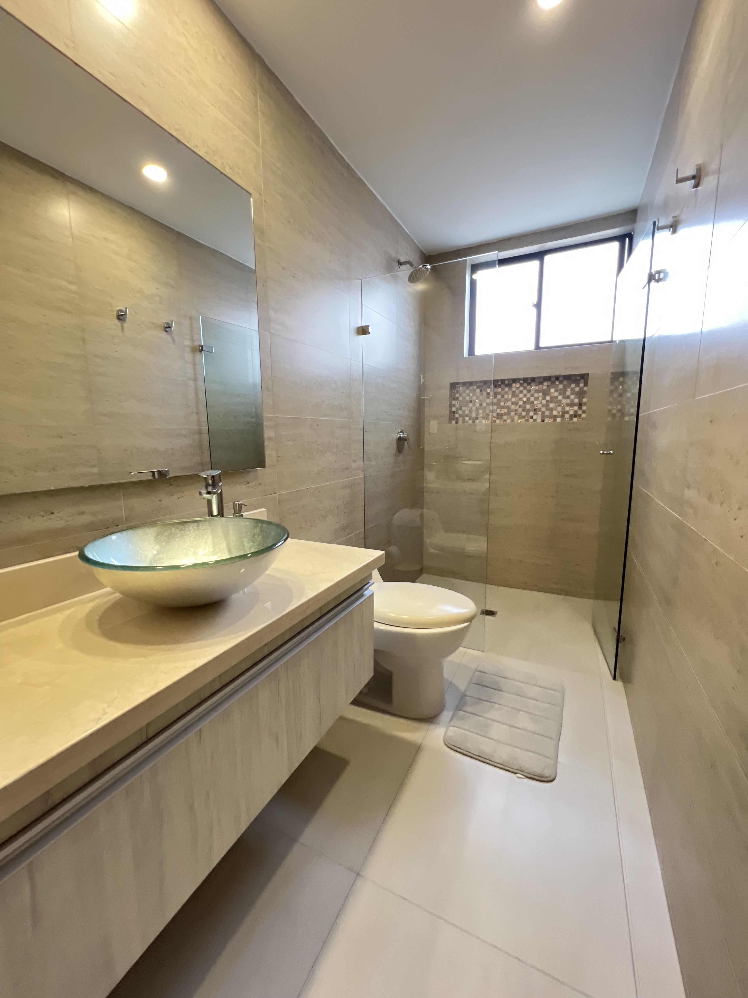 APARTAMENTO EN BOCAGRANDE EDIFICIO IPANEMA - Imagen 12