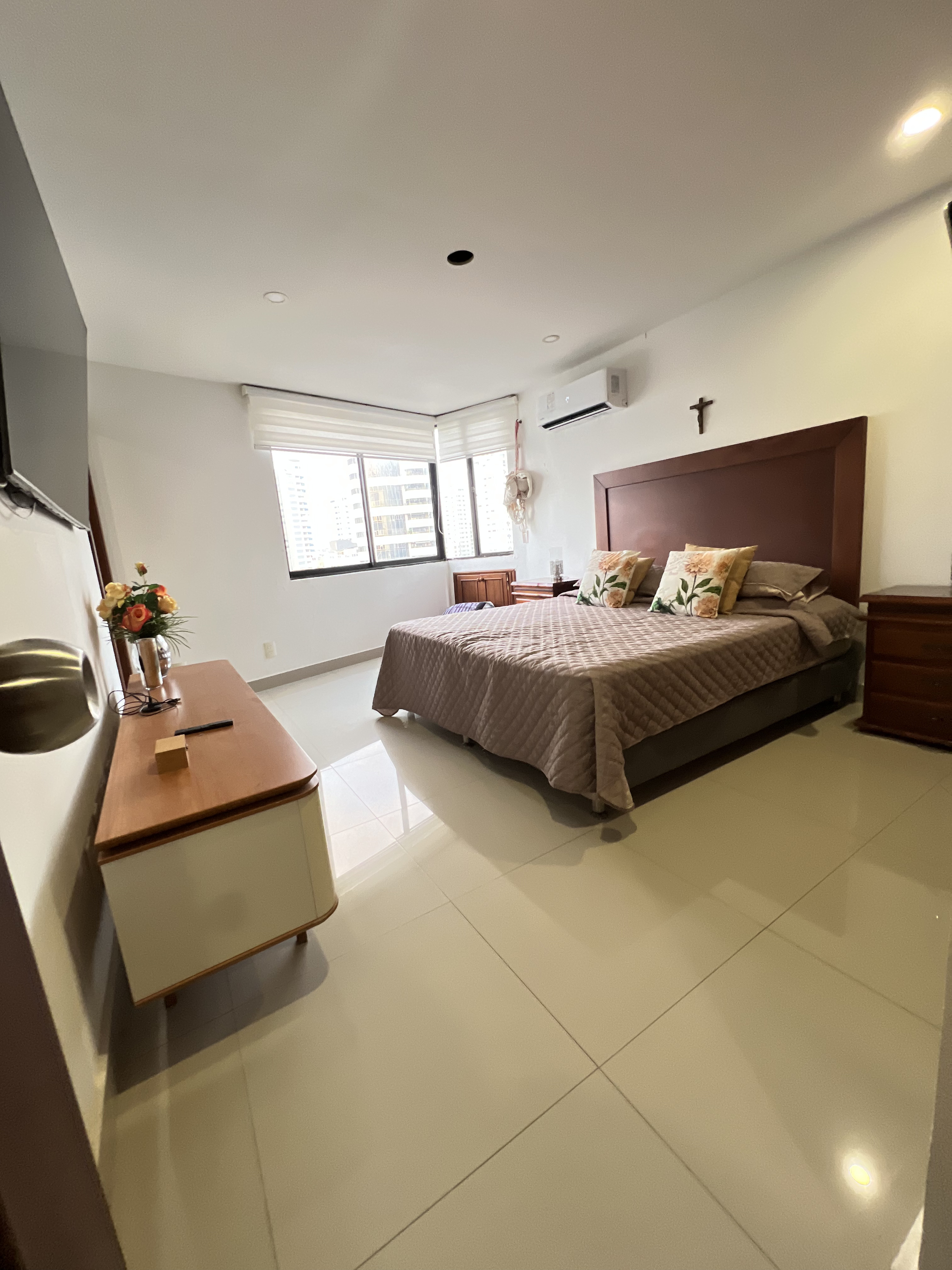APARTAMENTO EN BOCAGRANDE EDIFICIO IPANEMA - Imagen 9
